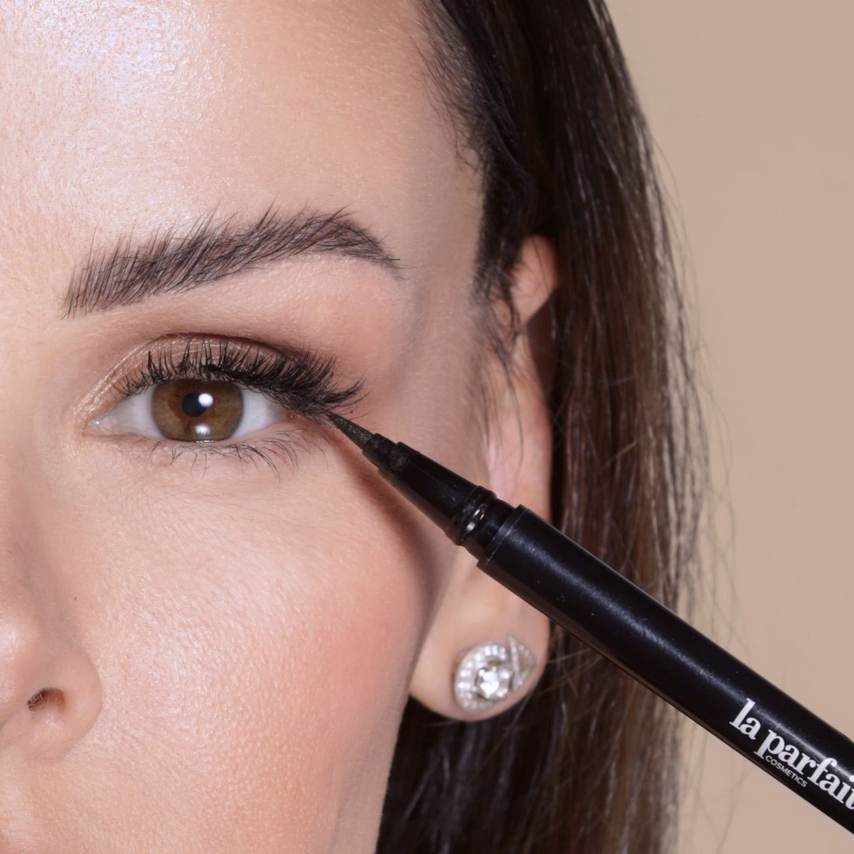 BWonderful Waterproof Eyeliner La Parfait Cosmetics